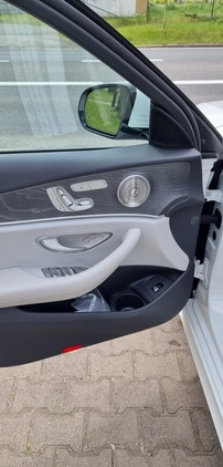 Mercedes-Benz Klasa E cena 205000 przebieg: 52000, rok produkcji 2021 z Brzeziny małe 37